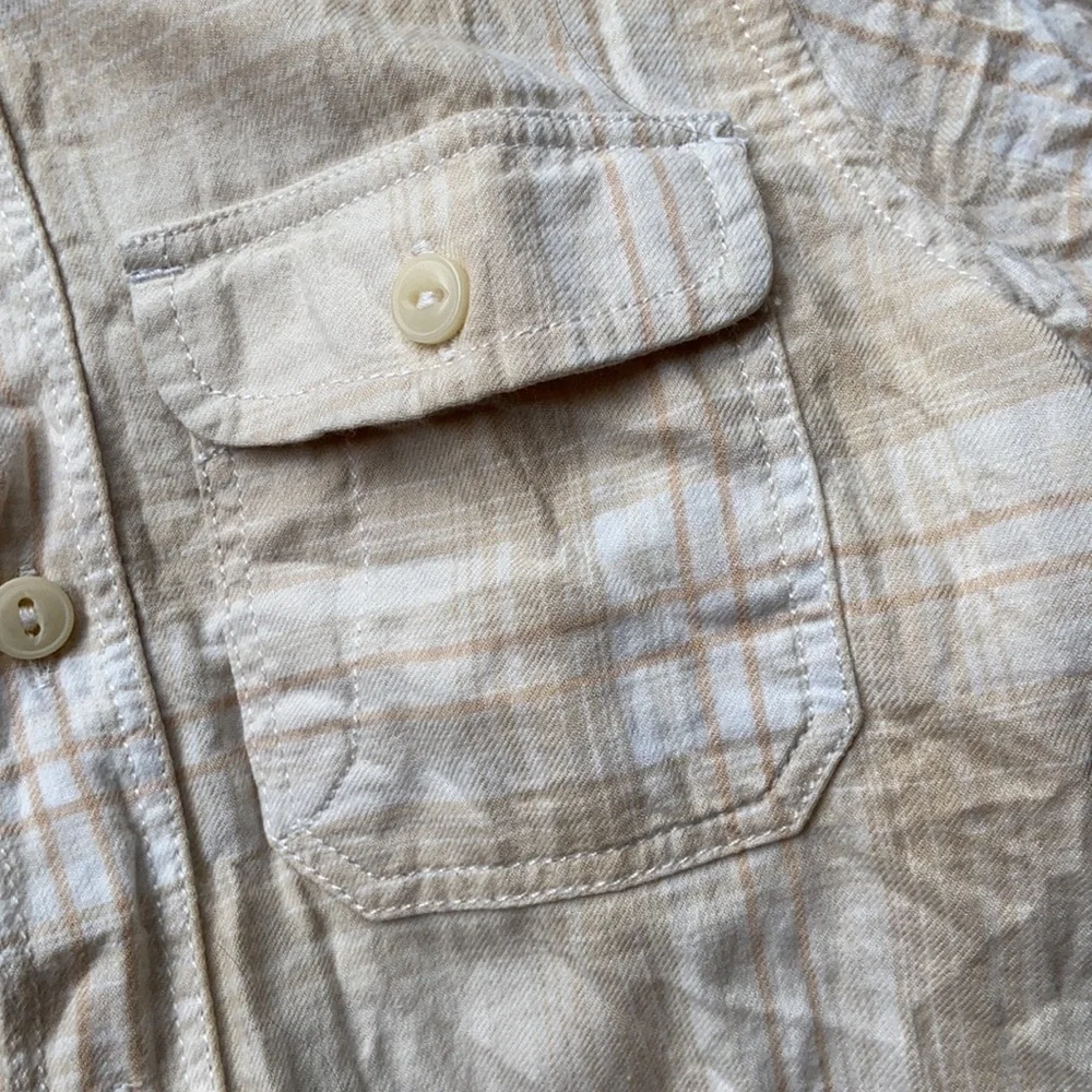 Gap kids cream plaid button down shirt minimalist neutral spring colors boys 5T